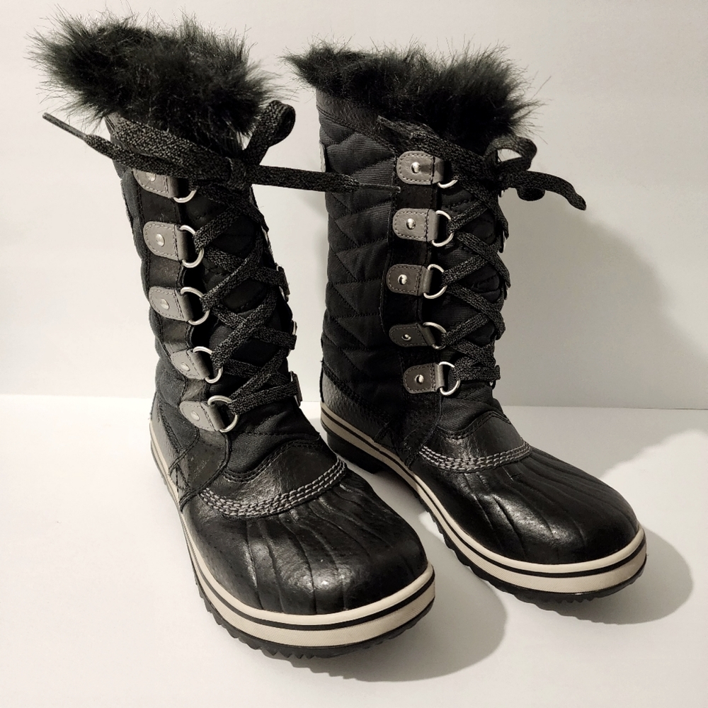NWOT  SOREL YOUTH TOFINO Il WATERPROOF WINTER SNOW BOOTS - SIZE 5 YOUTH